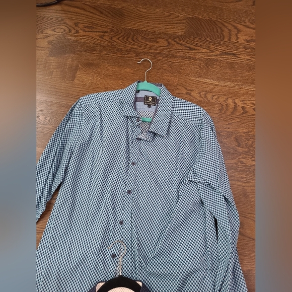 Lot Of 2 Men's Button-Up Shirts Sz.L - Picture 2 of 8